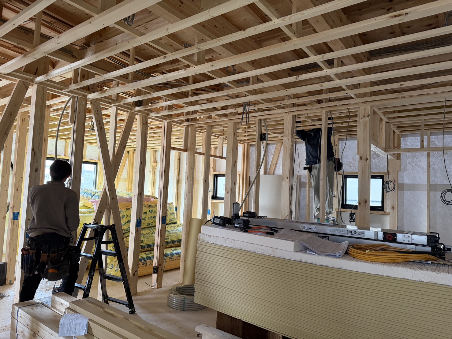 画像：電気工事中(‘ω’)　by秋山（01.16）