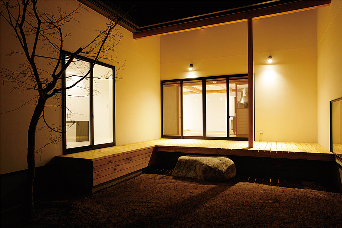 画像:中庭のある家