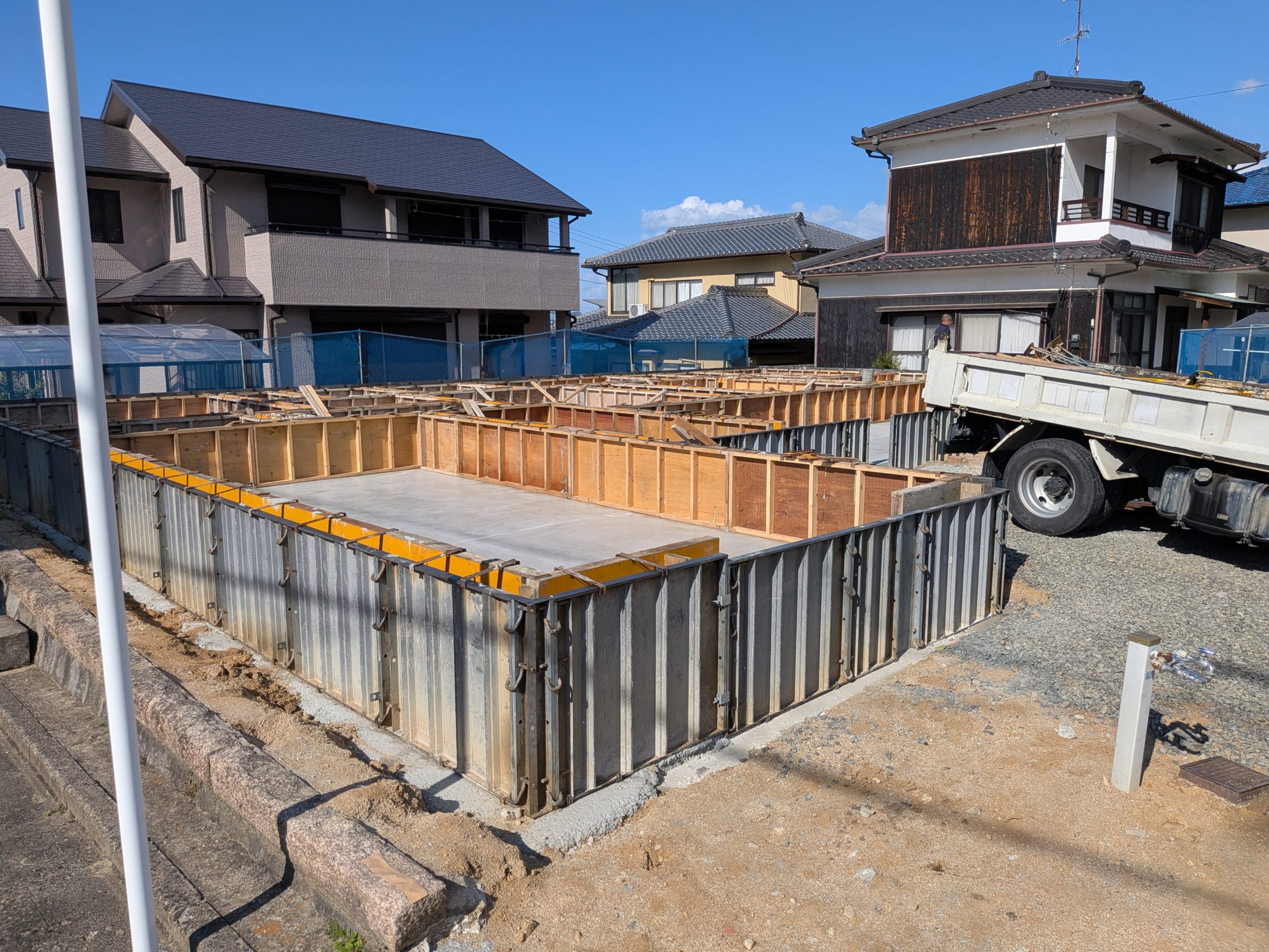 画像：基礎工事は順調　(*’ω’*)　by.秋山（03.13）